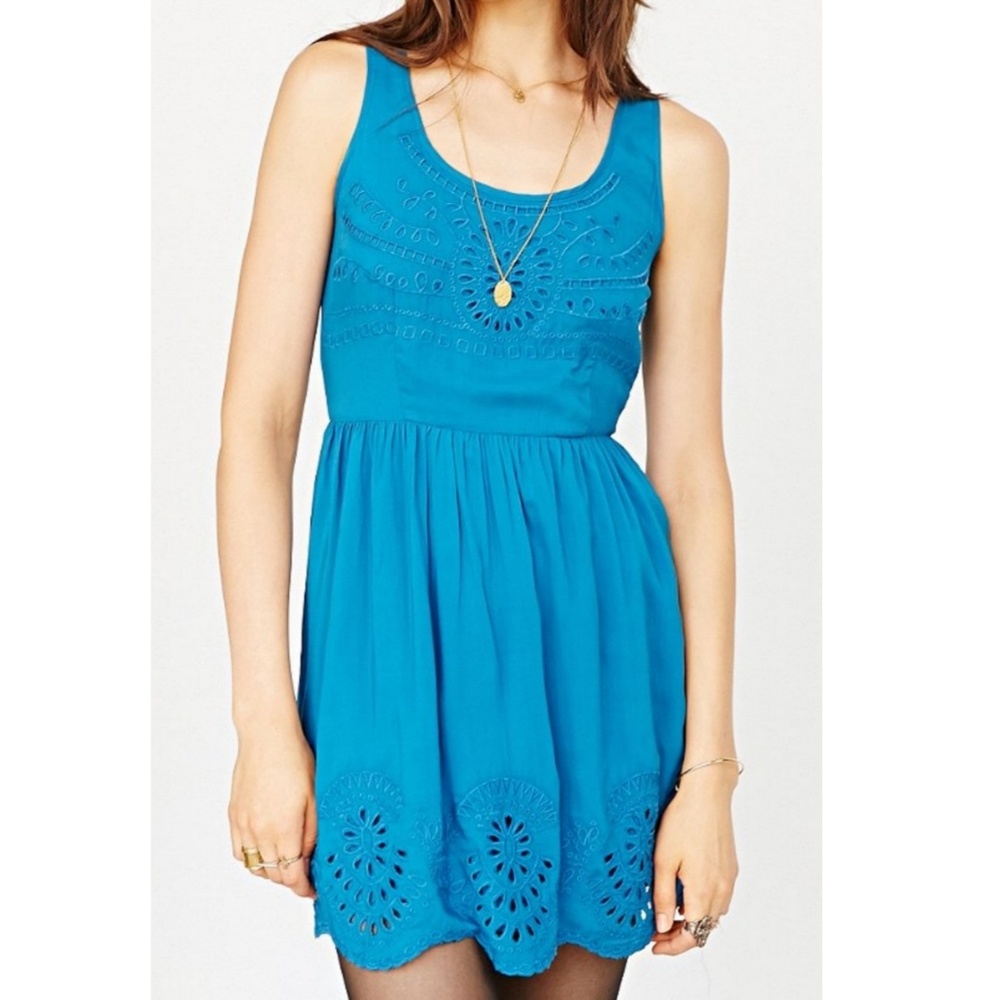 Pins and Needles Scallop Hem Dress in Teal